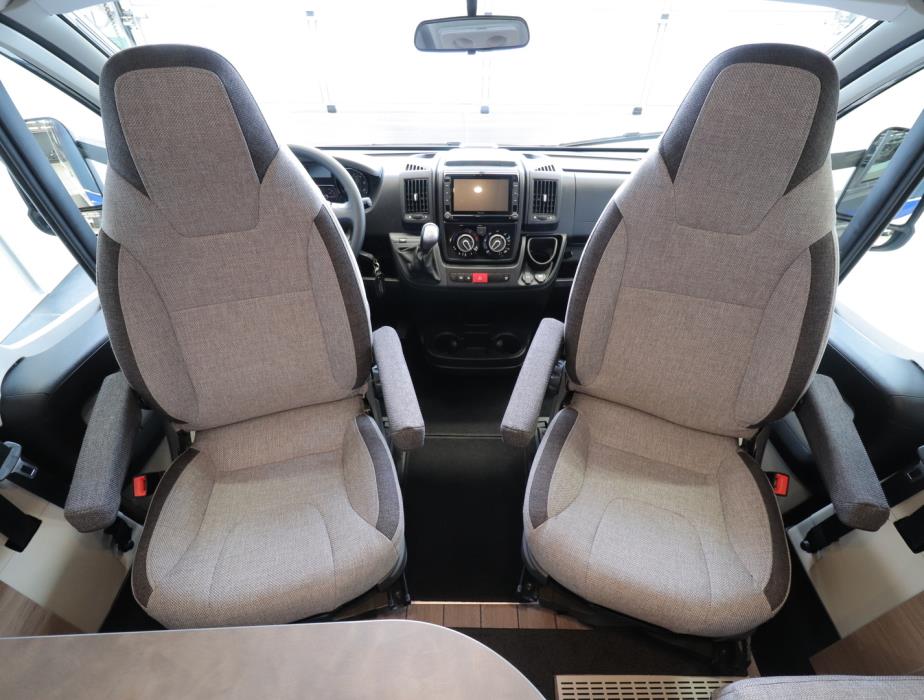 KNAUS Live Wave 700MEG 2019