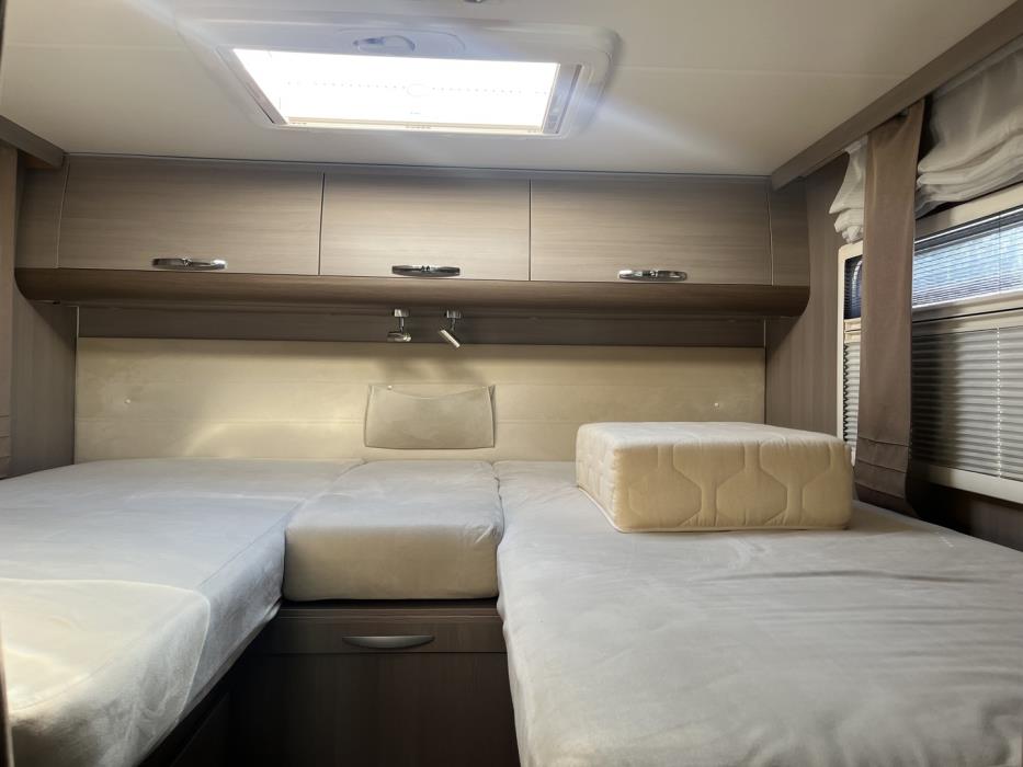 ADRIA MATRIX SUPREME M 687 SL ALDE 2012