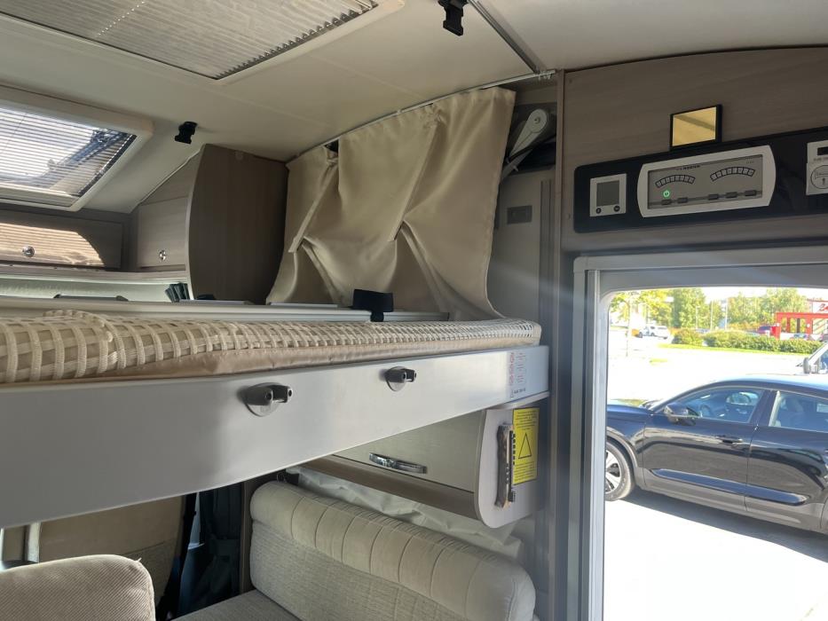 ADRIA MATRIX SUPREME M 687 SL ALDE 2012