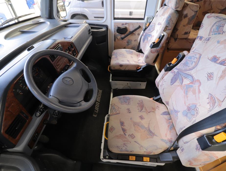 EURA MOBIL INTEGRA 606LSS 1998