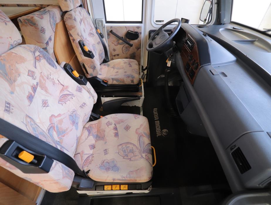 EURA MOBIL INTEGRA 606LSS 1998