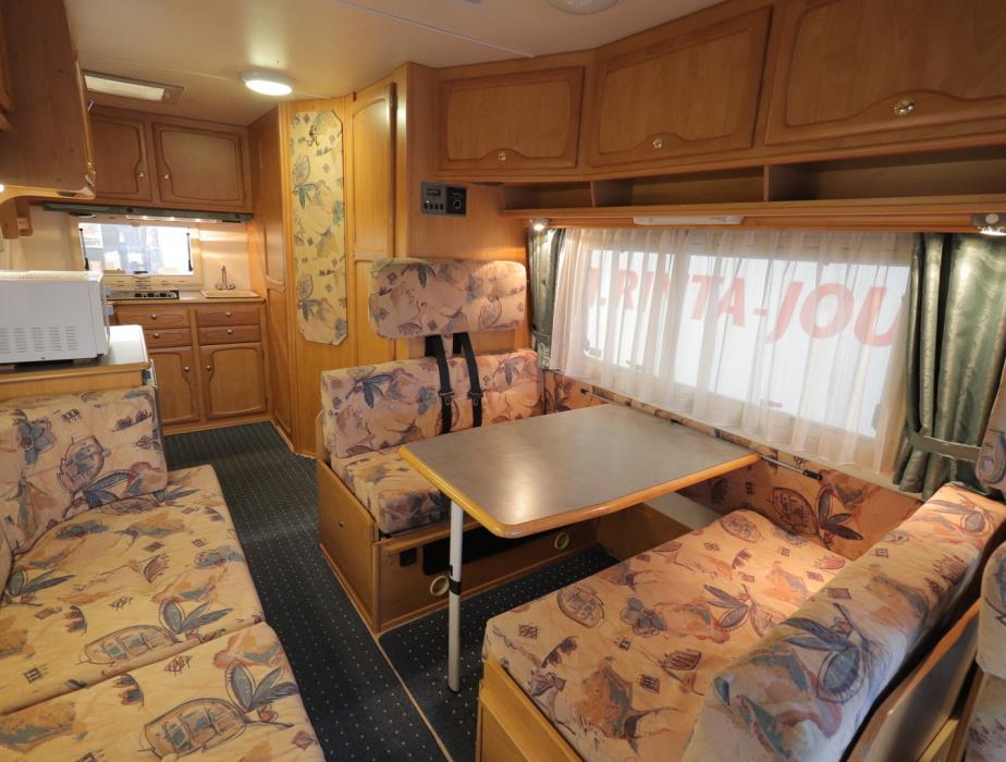 EURA MOBIL INTEGRA 606LSS 1998