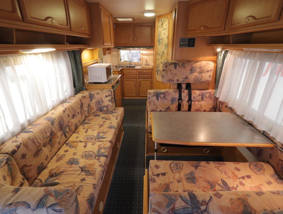 EURA MOBIL INTEGRA 606LSS 1998