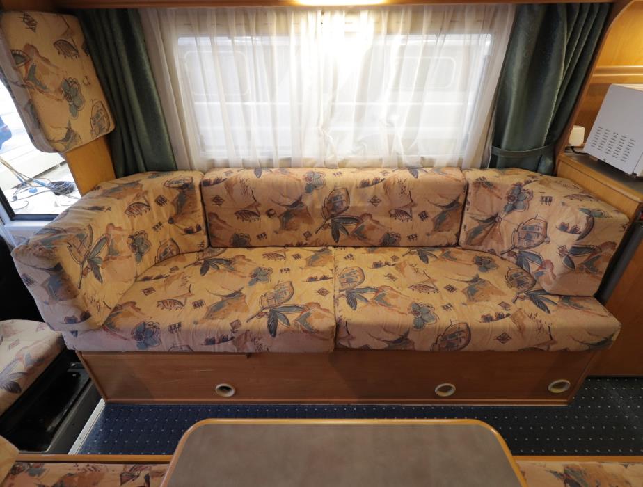 EURA MOBIL INTEGRA 606LSS 1998