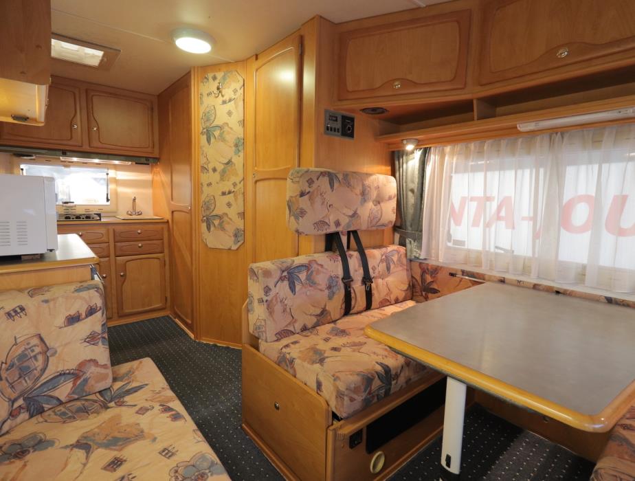 EURA MOBIL INTEGRA 606LSS 1998