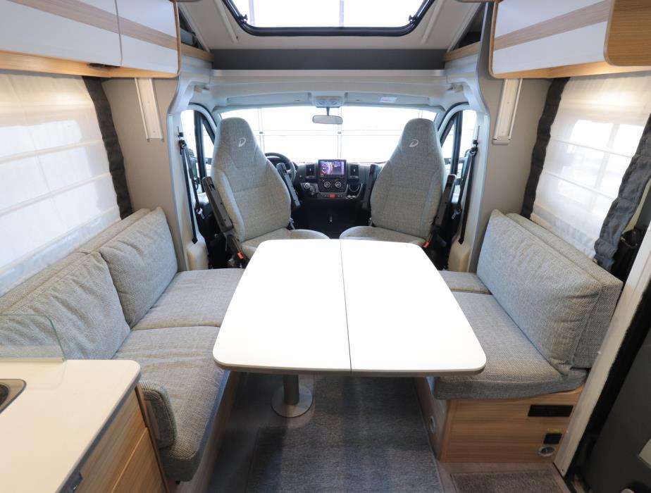 DETHLEFFS Just T6752 DBL 2022