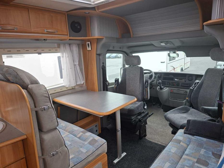 ADRIA IZOLA S 687 SP 2008