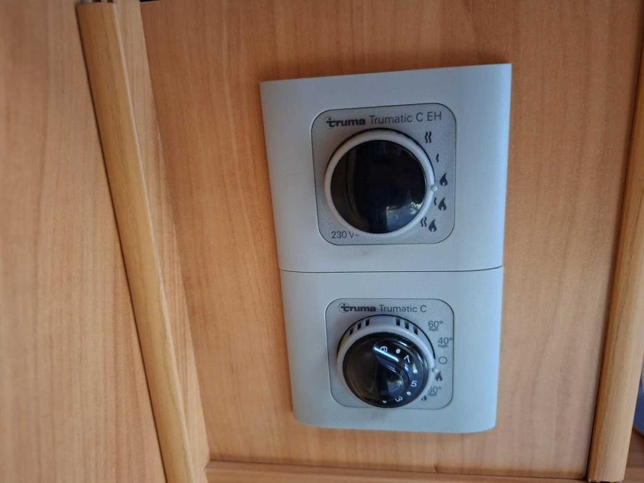 ADRIA IZOLA S 687 SP 2008