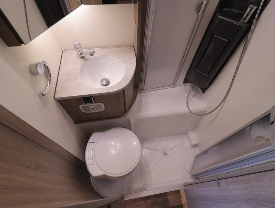 KABE TRAVEL MASTER X 740 LGB KS ALDE 2020