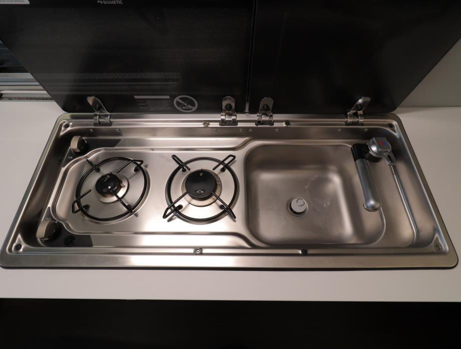 VOLKSWAGEN GRAND CALIFORNIA 680 2021