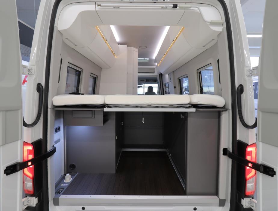 VOLKSWAGEN GRAND CALIFORNIA 680 2021