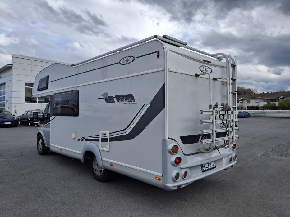LMC Liberty 694G 2010