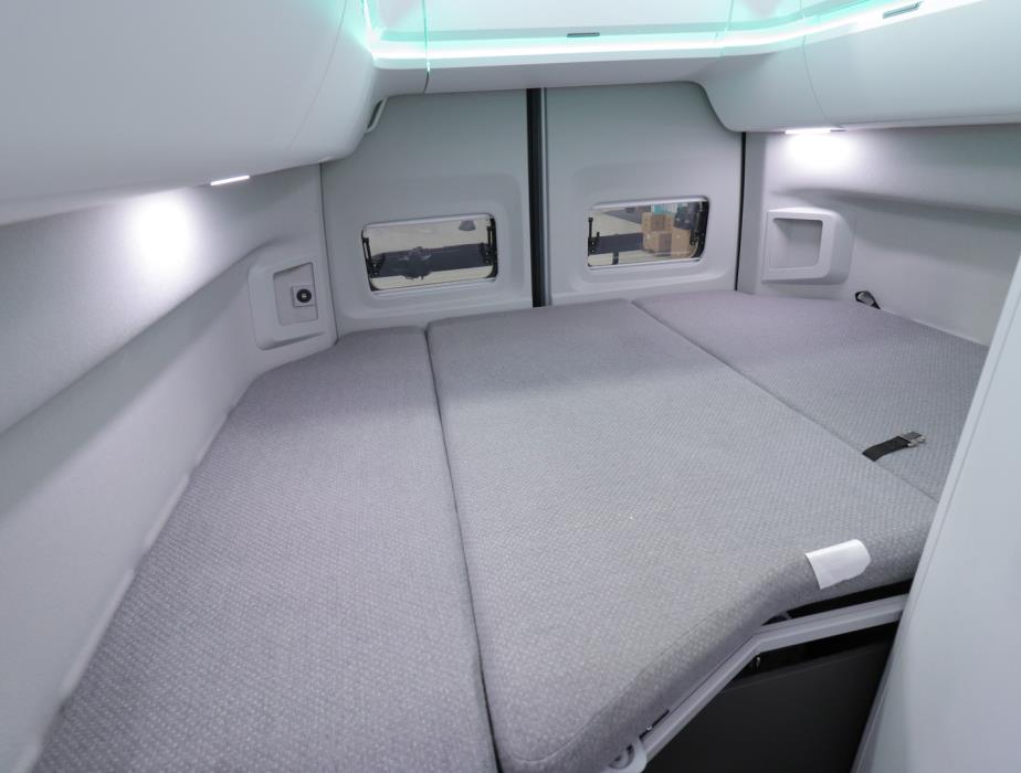 VOLKSWAGEN GRAND CALIFORNIA 600 2023