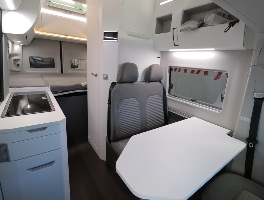 VOLKSWAGEN GRAND CALIFORNIA 600 2023