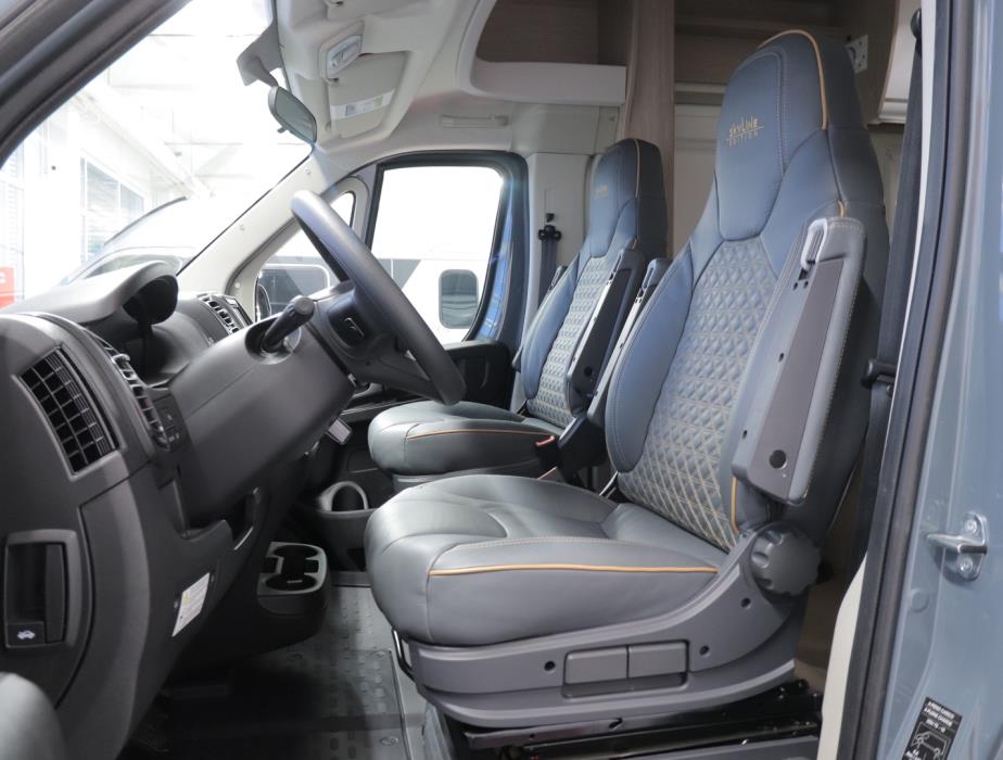 BÜRSTNER Lyseo Time T690 G Skyline Edition 2025