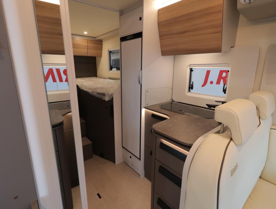 BÜRSTNER B66 EDITION LYSEO TD 690 G 2026