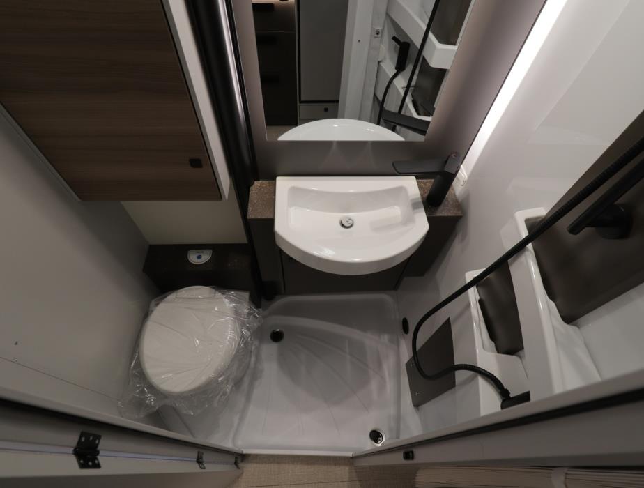 BÜRSTNER B66 EDITION LYSEO TD 690 G 2026