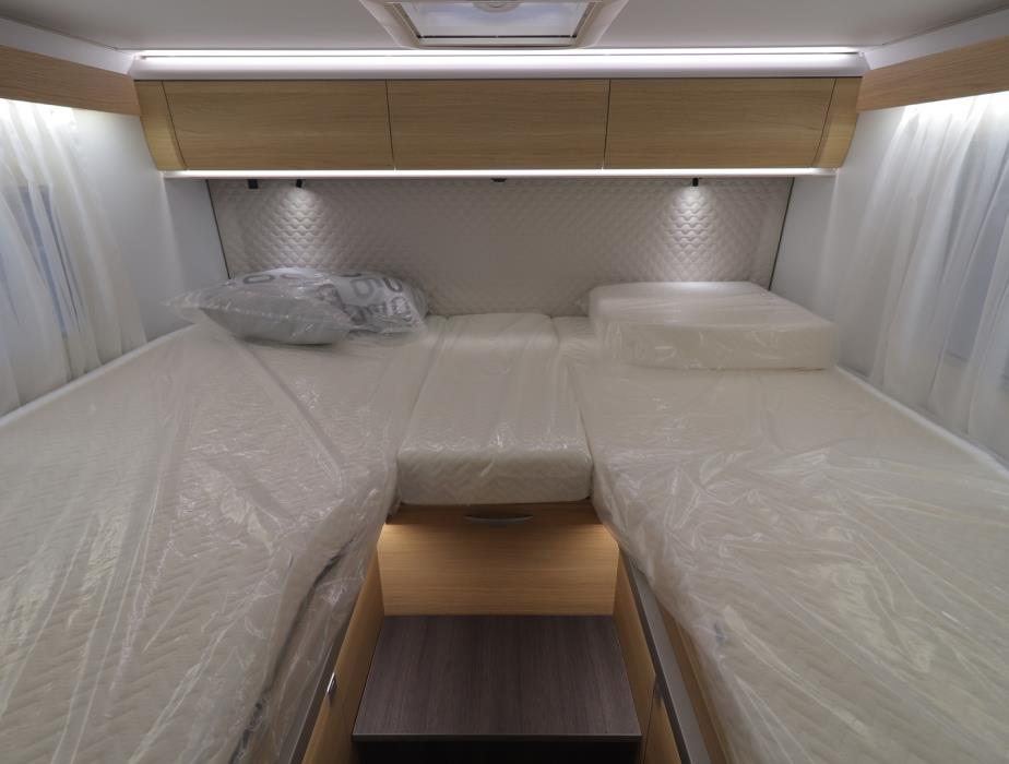 ADRIA MATRIX 670 SL 60 YEARS SELECTION 2026