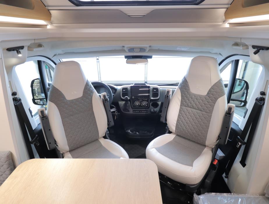 ADRIA MATRIX 670 SL 60 YEARS SELECTION 2026