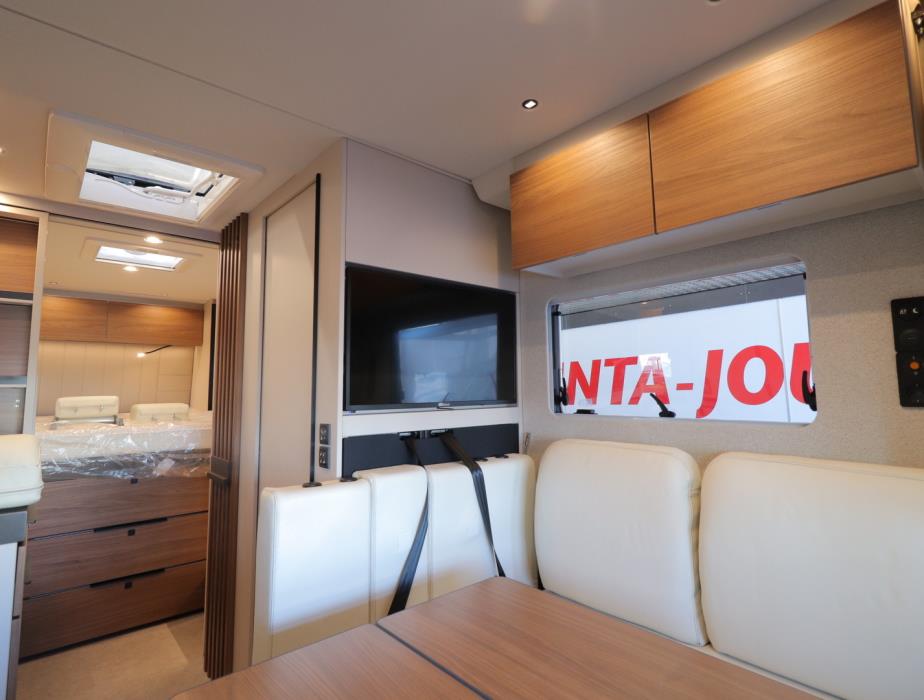 BÜRSTNER SIGNATURE SFT 7.5 2026