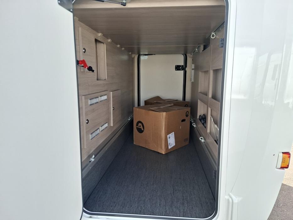 KABE Travel Master Classic 740 LGB ALDE 2026