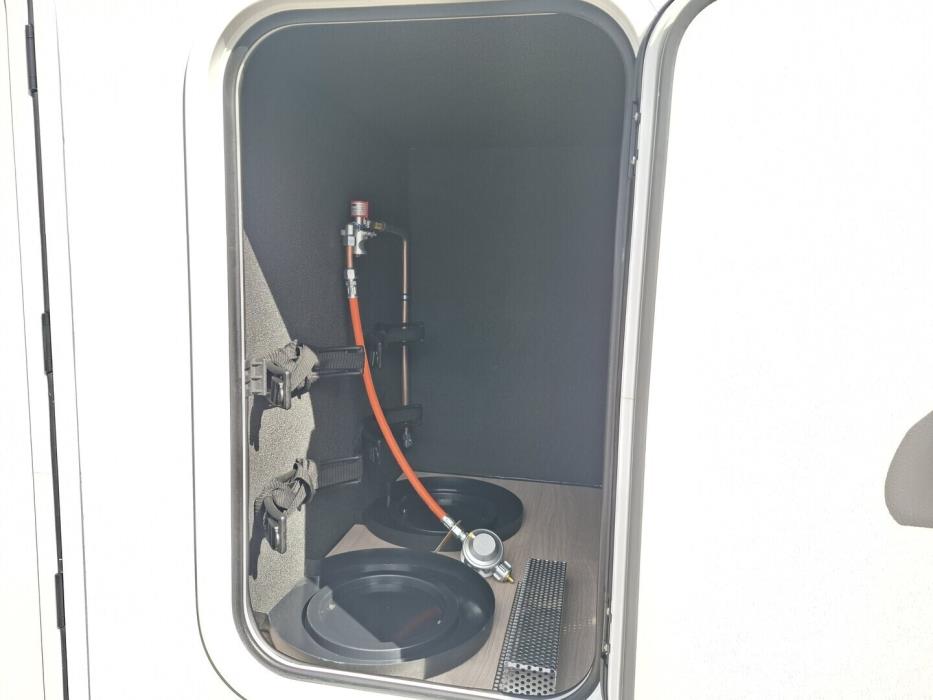 KABE Travel Master Classic 740 LGB ALDE 2026
