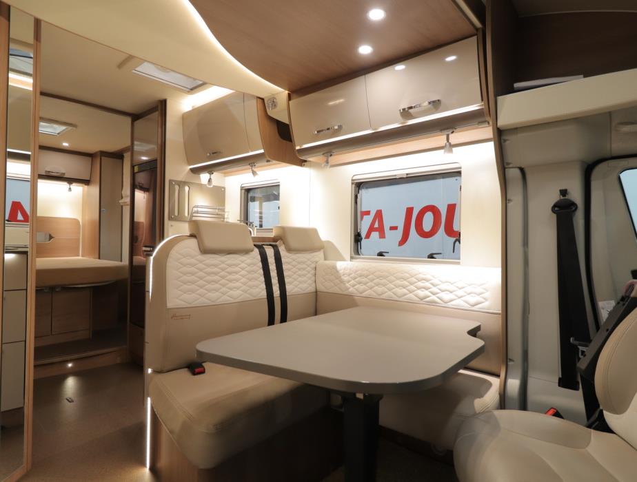 BÜRSTNER LYSEO T 734 HARMONY LINE 2021