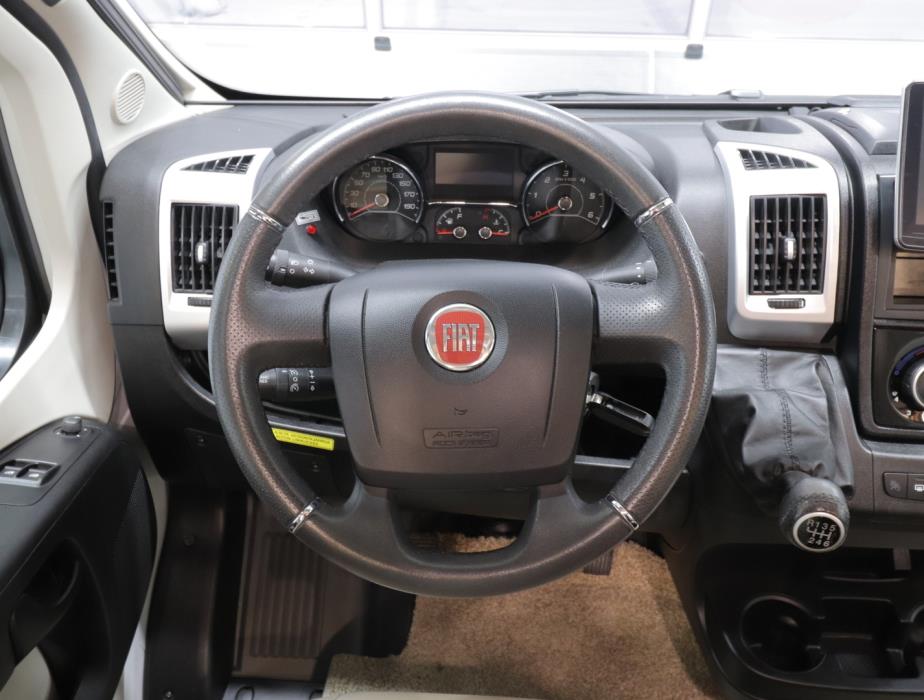 BÜRSTNER LYSEO T 734 HARMONY LINE 2021