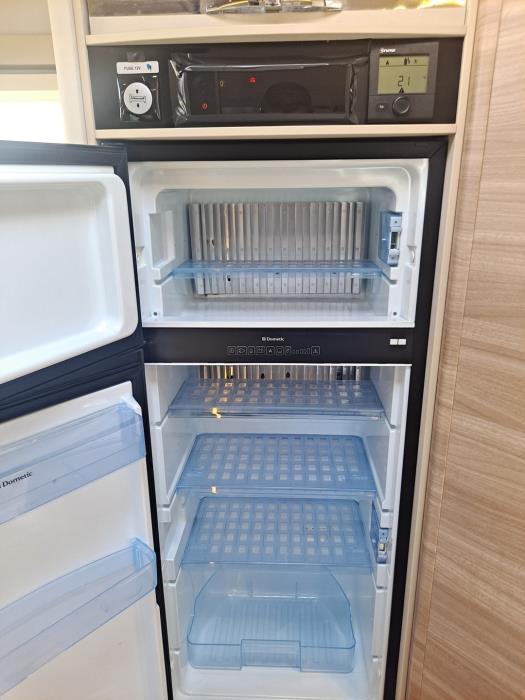 ADRIA Matrix Axess 670 SL 2015