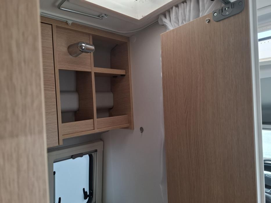 SUNLIGHT Cliff 590 2023