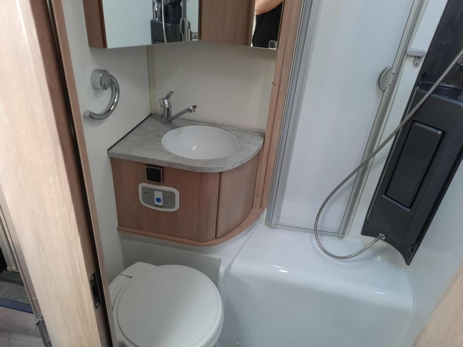 KABE Travel Master Classic 740 LGB 2021