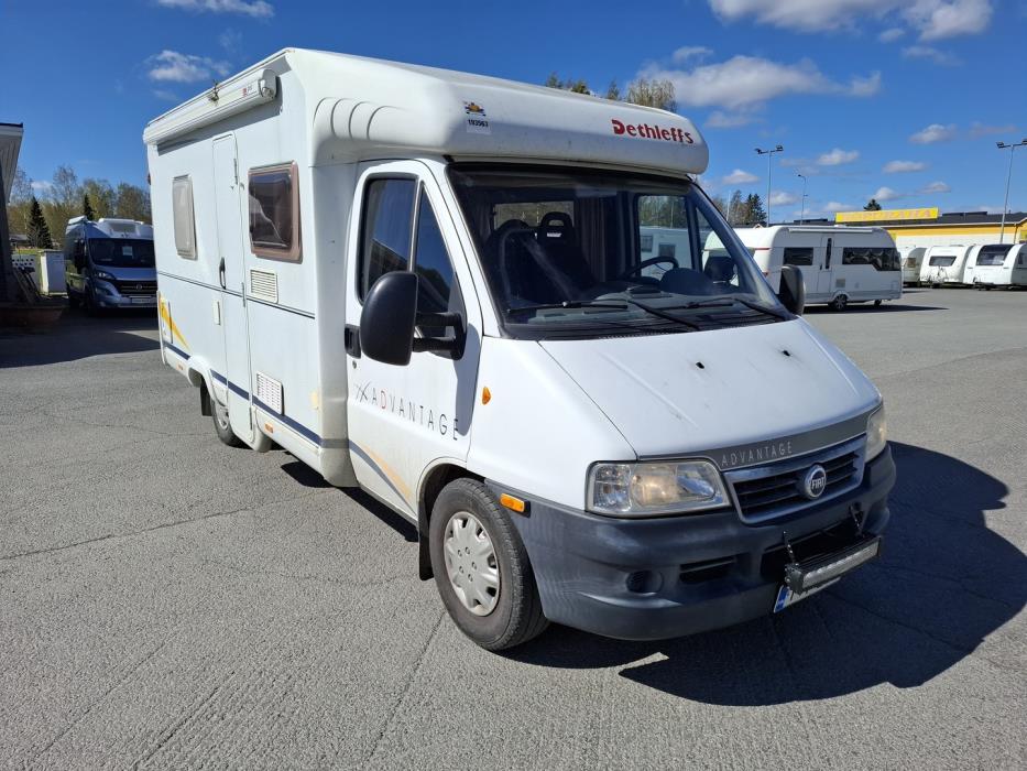 DETHLEFFS ADVANTAGE T5841 2004