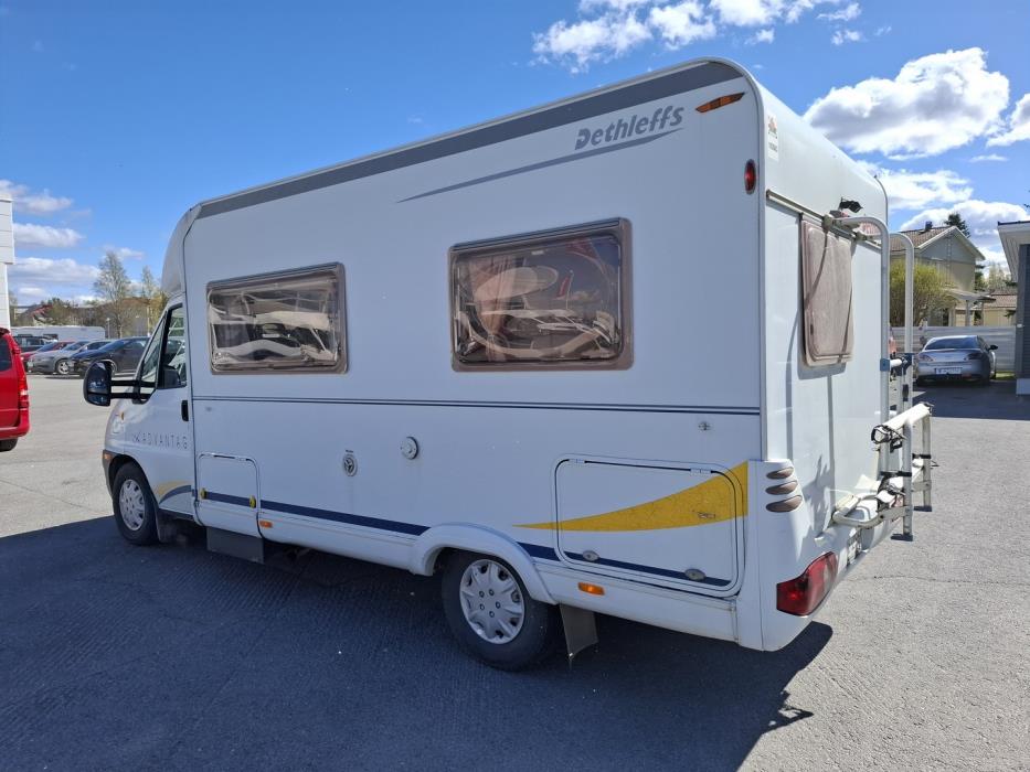 DETHLEFFS ADVANTAGE T5841 2004