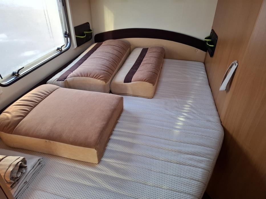 BÜRSTNER NEXXO T 660 2010