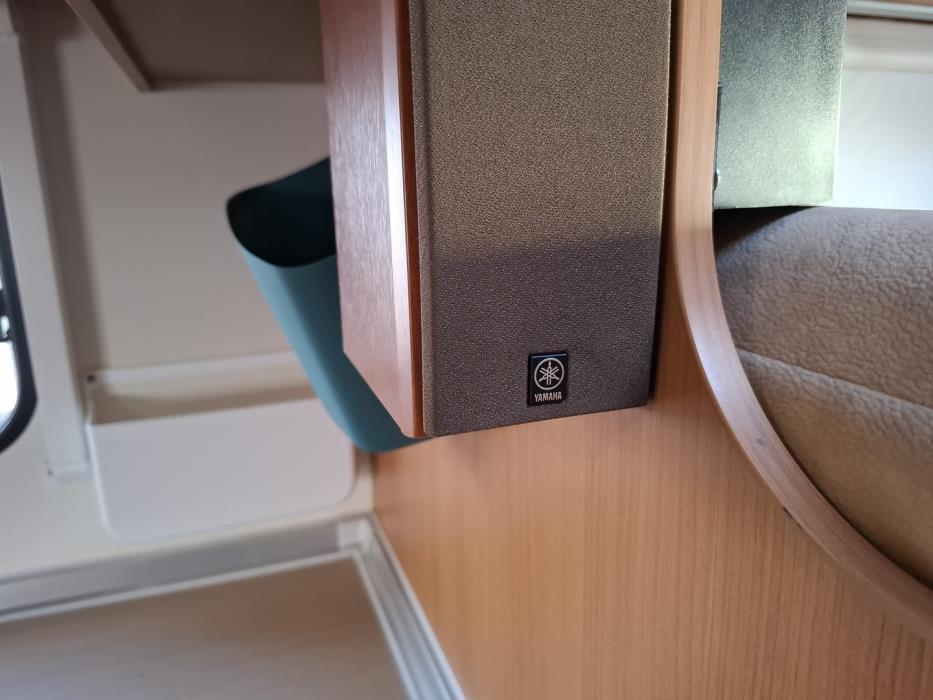 BÜRSTNER NEXXO T 660 2010