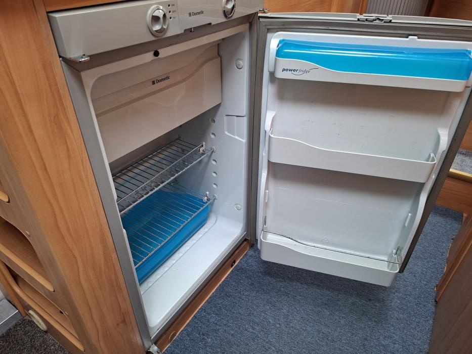 ADRIA CORAL 660SL 2005