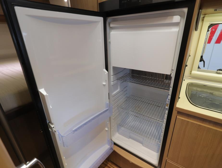 ADRIA Matrix Axess 680 SP 2012