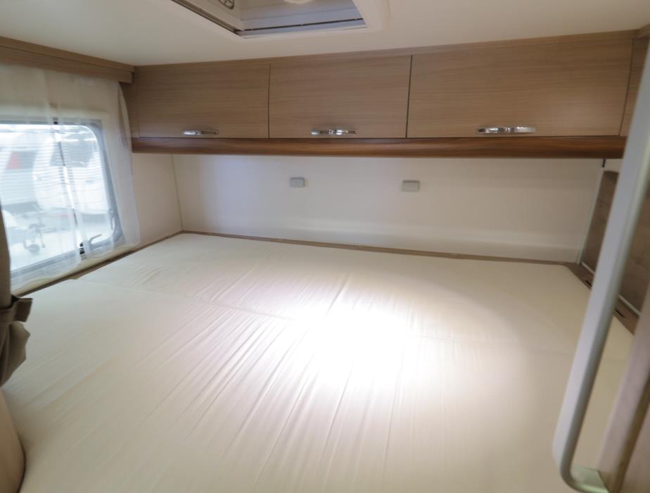 ADRIA Matrix Axess 680 SP 2012