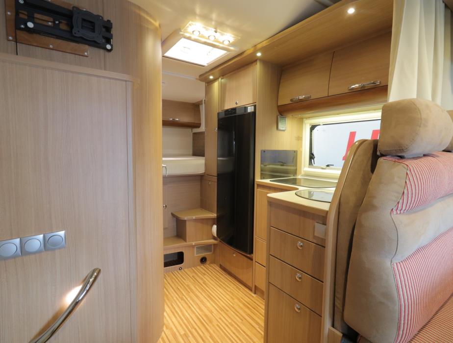 ADRIA Matrix Axess 680 SP 2012