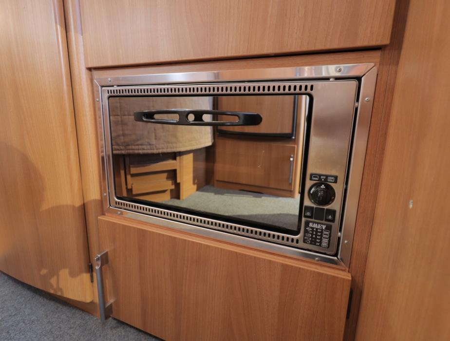 KABE Travel Master 700 XL 2009