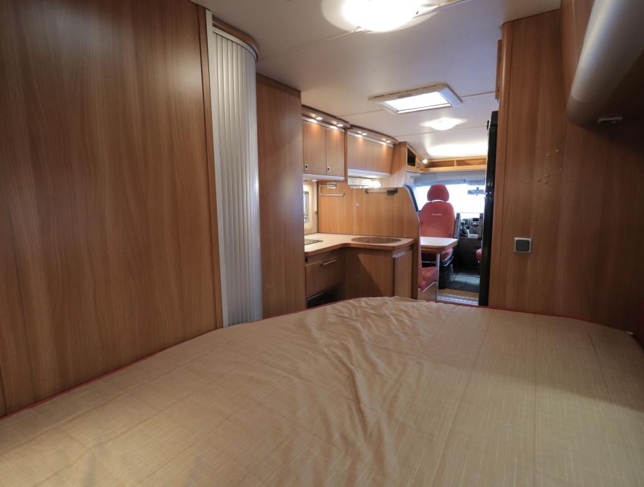 KABE Travel Master 700 XL 2009