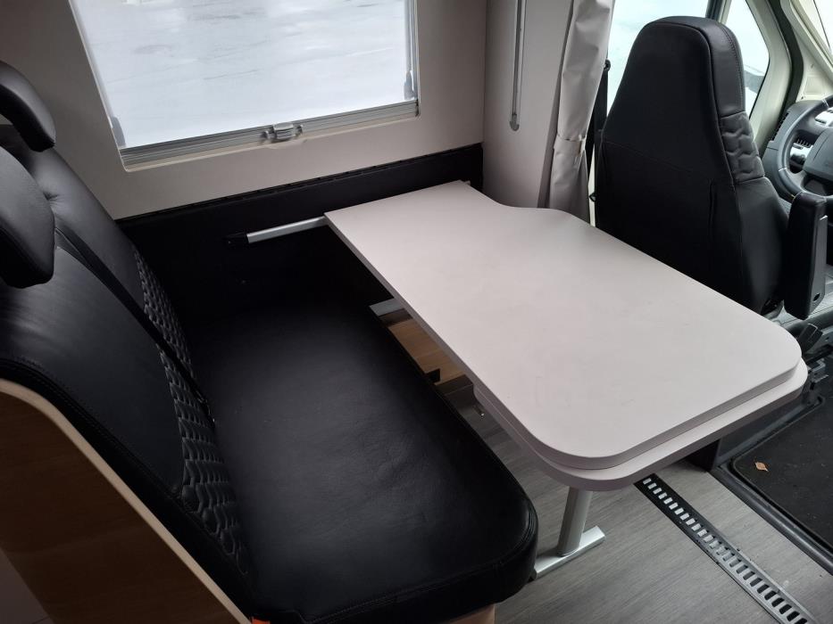 ADRIA MATRIX PLUS M 670SL 2021