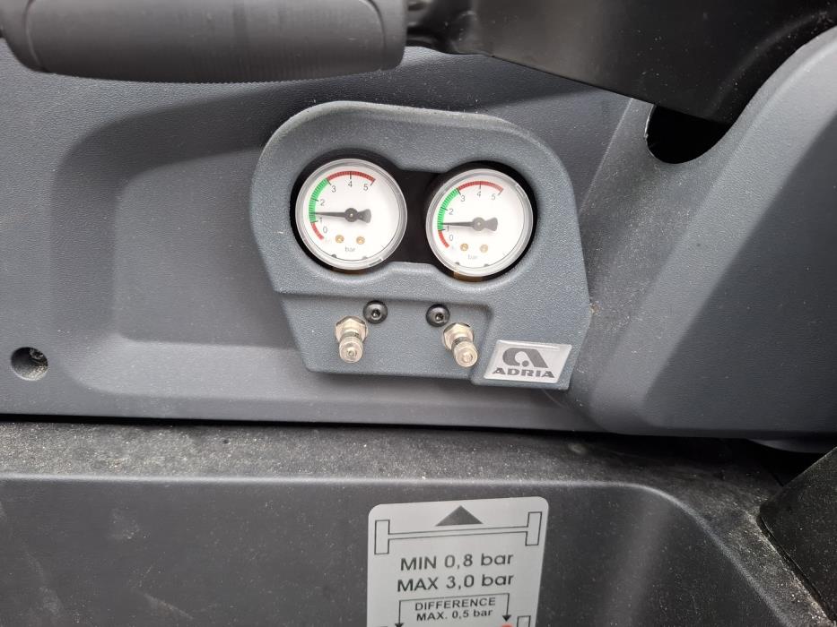 ADRIA MATRIX PLUS M 670SL 2021