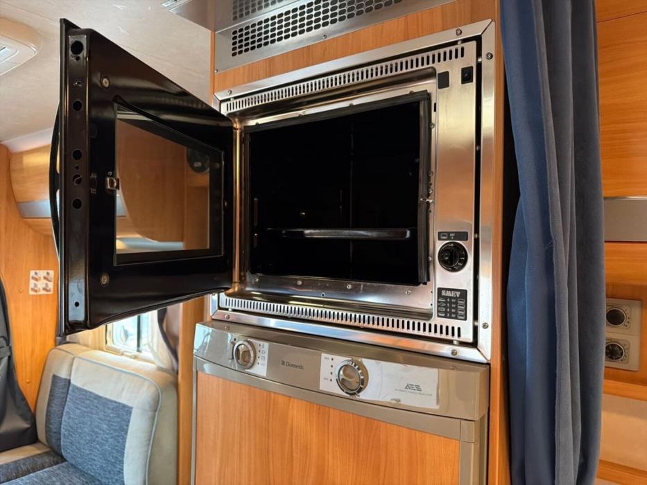 ADRIA Coral S 680 ST 2009
