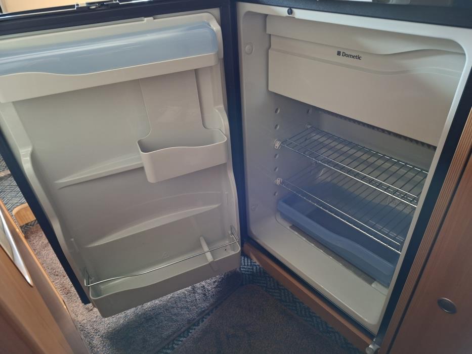 DETHLEFFS GLOBEBUS T 001  T 002 2009