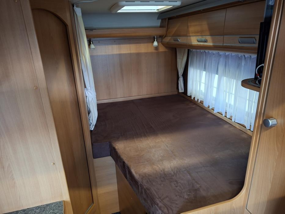 DETHLEFFS GLOBEBUS T 001  T 002 2009