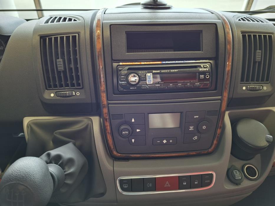 DETHLEFFS GLOBEBUS T 001  T 002 2009