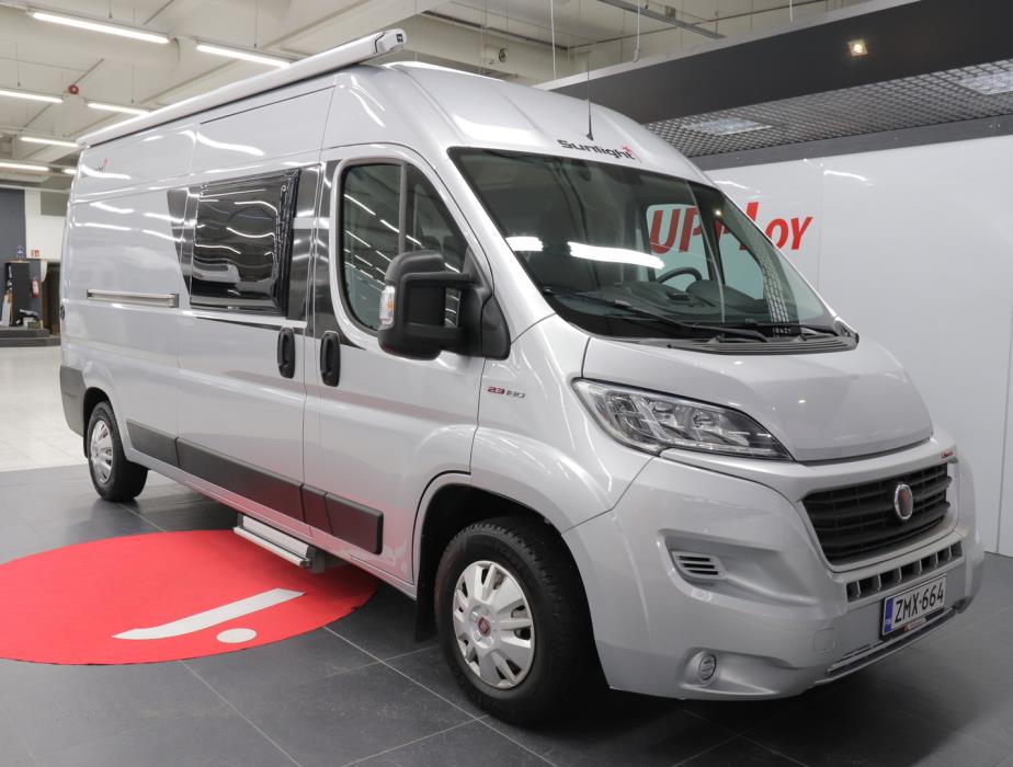 SUNLIGHT CLIFF 600 2020