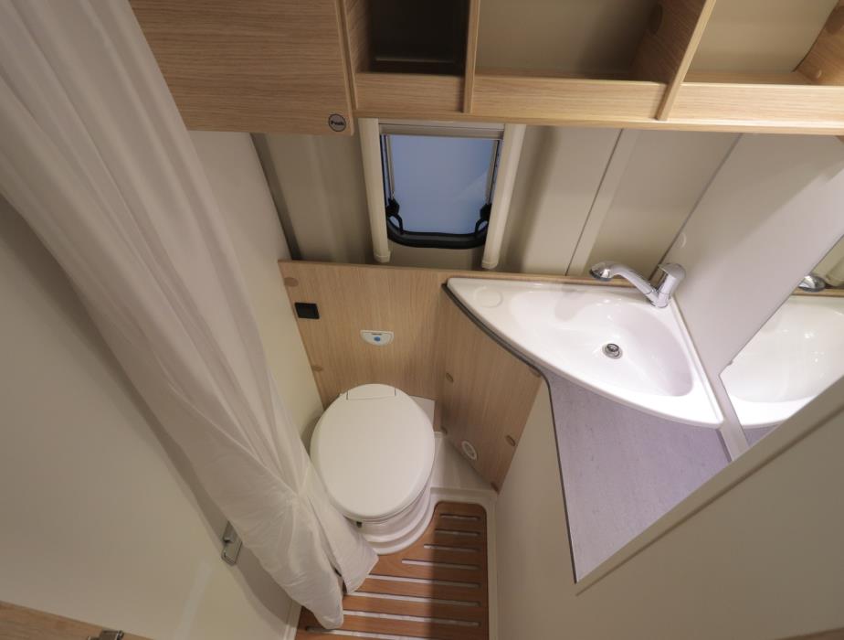 SUNLIGHT CLIFF 600 2020