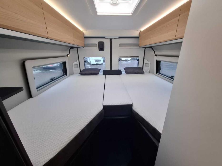 ADRIA TWIN 640 SLB 2025